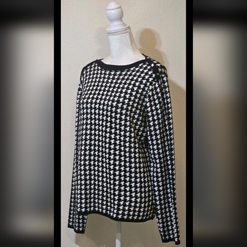 Vintage Carolyn Taylor Houndstooth Sweater Gold Button Shoulder Black White M - Picture 6 of 15